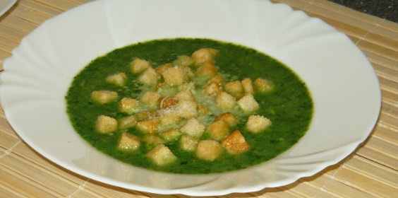 špenátová polévka